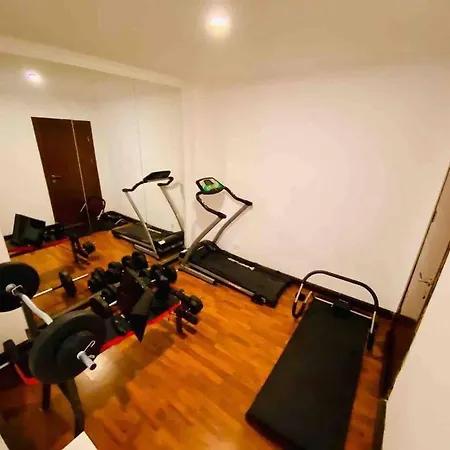Apartamento Bitez Located Duplex House With Private Pool, Cinema, Office With Pc, Gym, Private Garage